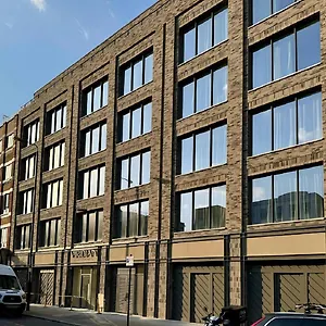 Apartment East By Viridian, London